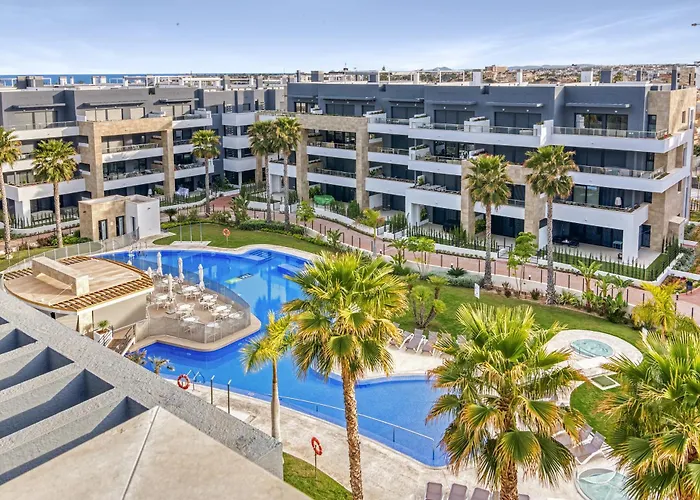 Flamenca Village *